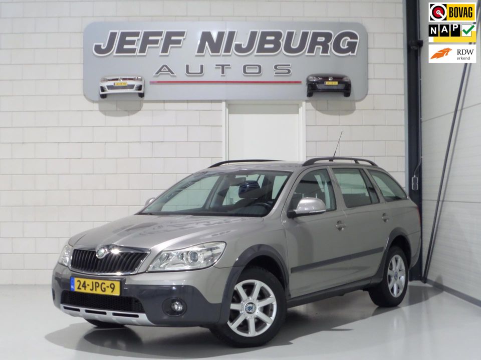 Škoda Octavia Combi 1.8 TSI 4x4 Scout "Origineel NL!" 1e eigenaar! unieke auto! Trekhaak Bluetooth Cruise, in UNIEK mooie staat!