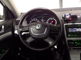 Škoda Octavia Combi 1.8 TSI 4x4 Scout "Origineel NL!" 1e eigenaar! unieke auto! Trekhaak Bluetooth Cruise, in UNIEK mooie staat!