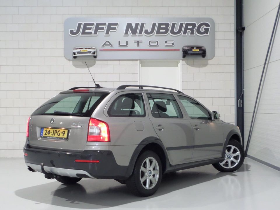 Škoda Octavia Combi 1.8 TSI 4x4 Scout "Origineel NL!" 1e eigenaar! unieke auto! Trekhaak Bluetooth Cruise, in UNIEK mooie staat!