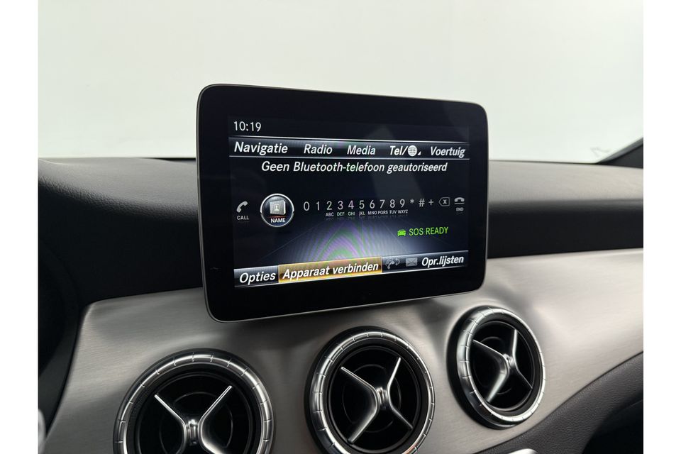 Mercedes-Benz CLA-Klasse 180 AMG Automaat Airco Cruise Camera Navigatie LED Stoelverwarming 18"LMV PDC