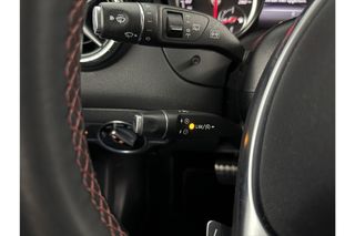 Mercedes-Benz CLA-Klasse 180 AMG Automaat Airco Cruise Camera Navigatie LED Stoelverwarming 18"LMV PDC