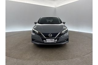 Nissan Leaf N-Connecta 150PK Elektrisch 360Camera LED Stoel/Stuurverwarming Clima Navi PDC 17"LMV