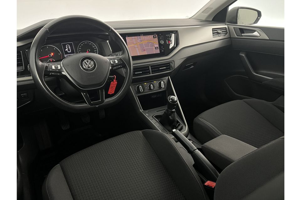 Volkswagen Polo 1.6 TDI Comfortline Airco Carplay Cruise LED Navigatie 15''LMV