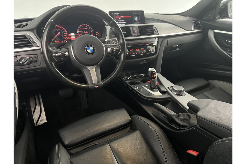 BMW 3 Serie 318i M Sport | Harman/Kardon | Carplay Trekhaak Virtual LED Navi Clima Stoelverwarming 18"LMV