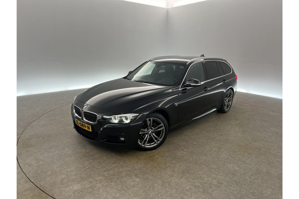 BMW 3 Serie 318i M Sport | Harman/Kardon | Carplay Trekhaak Virtual LED Navi Clima Stoelverwarming 18"LMV