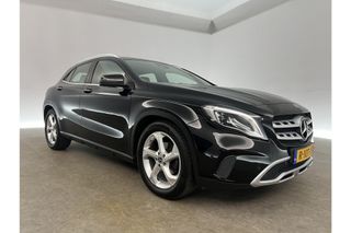 Mercedes-Benz GLA 180 AMG Airco Cruise Navi LED Parkeersensoren 18"LMV Stoelverwarming