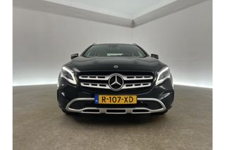 Mercedes-Benz GLA 180 AMG Airco Cruise Navi LED Parkeersensoren 18"LMV Stoelverwarming