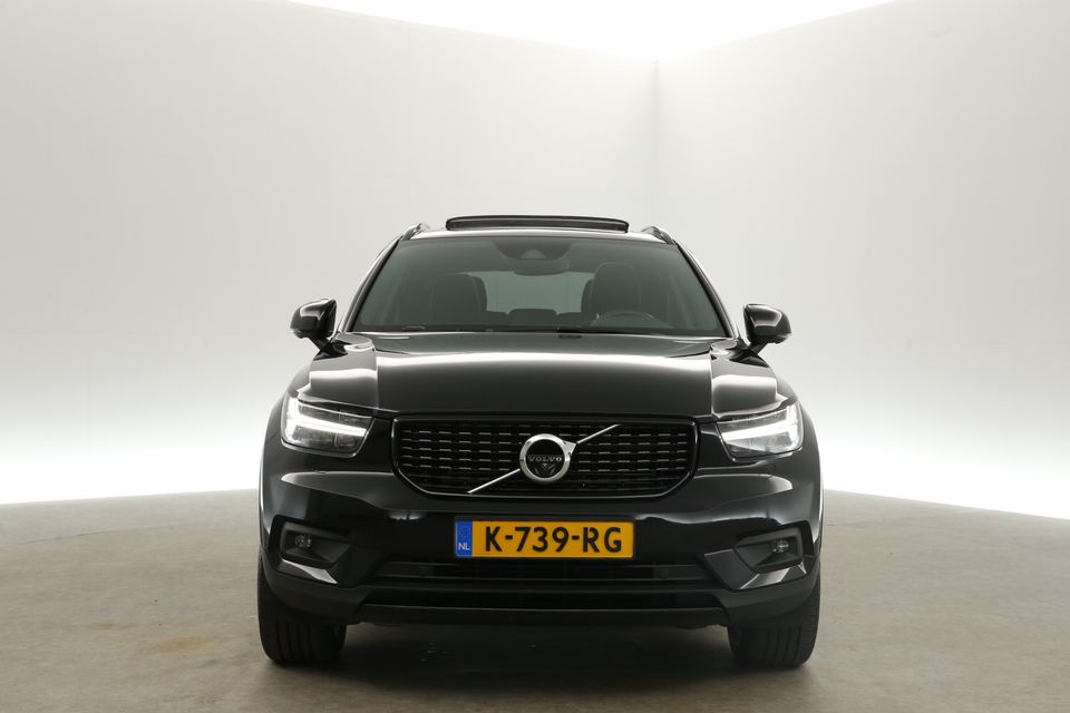 Volvo XC40 1.5 T5 Recharge R-Design 261PK Pano Clima Carplay Navi LED Trekhaak Sfeerverl. Stoel/Stuurverwarming Memory-Seat 19"LMV PDC