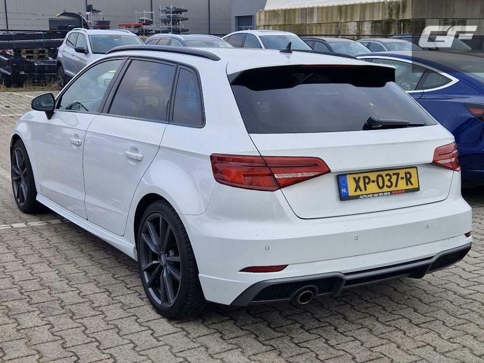 Audi A3 Sportback 30 TFSI 3x S-Line Black Edition Navi NAP