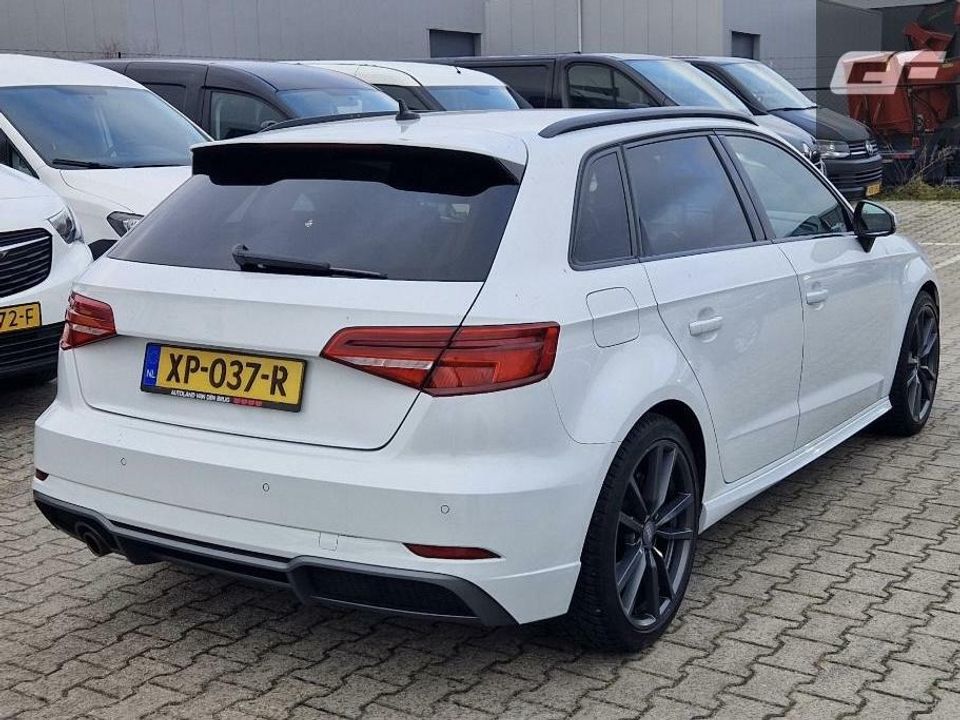 Audi A3 Sportback 30 TFSI 3x S-Line Black Edition Navi NAP