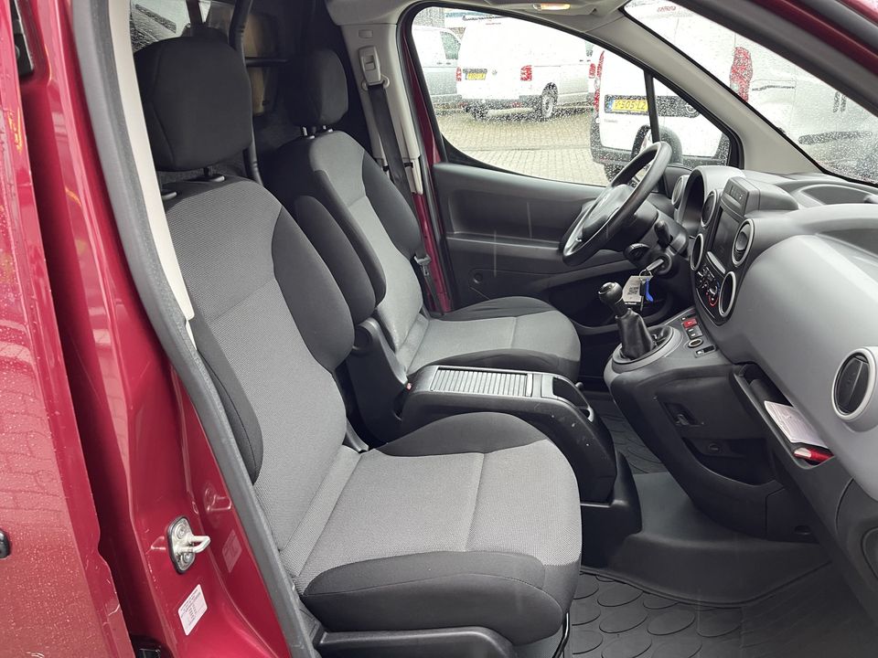 Citroën Berlingo 1.6 BlueHDI 75 Comfort / vaste prijs rijklaar € 7950 ex btw / lease vanaf € 146 / euro 6 diesel / airco / cruise / navi / dakrails / bordeaux rood metallic