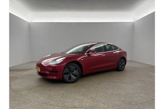 Tesla Model 3 RWD Plus 60 kWh 238PK Elektrisch 360Camera Autopilot LED Cruise Clima Navi Stoelverwarming Pano-View Memory Seats Leder PDC 18"LMV