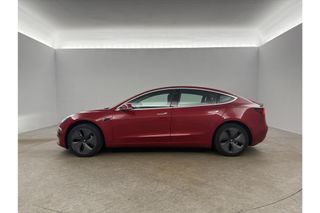 Tesla Model 3 RWD Plus 60 kWh 238PK Elektrisch 360Camera Autopilot LED Cruise Clima Navi Stoelverwarming Pano-View Memory Seats Leder PDC 18"LMV