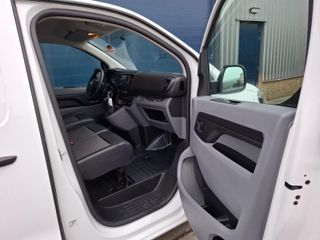 Toyota ProAce Worker 2.0 D-4D Cool Long DUBBELE SCHUIFDEUR / 3 ZITS / L3H1 / CRUISE CONTROLE