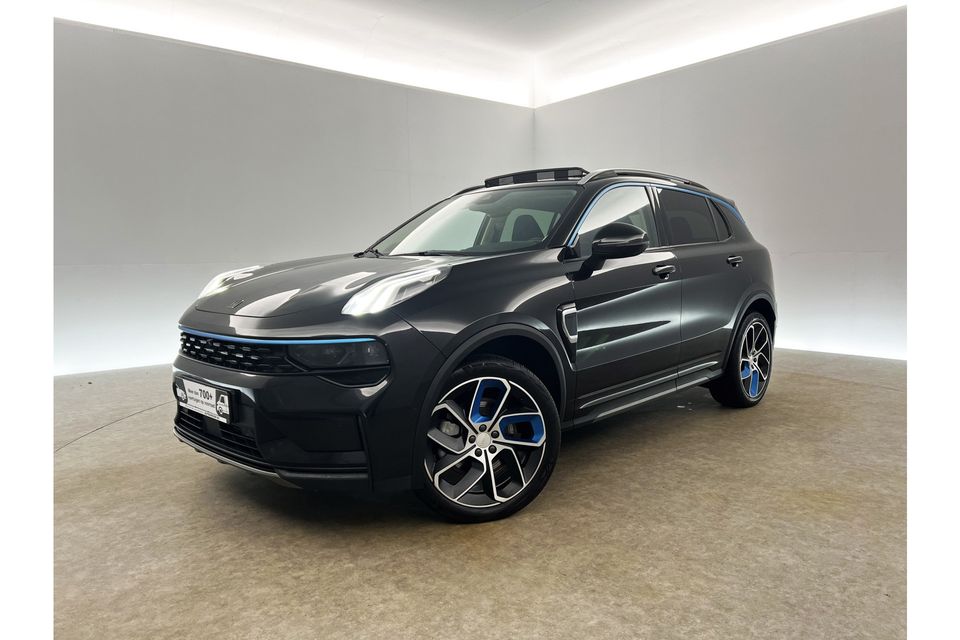 Lynk Co 01 1.5 262PK Hybride Automaat Pano LED Sfeerverl. 20"LMV Clima 360Camera ACC Carplay Memory-seat Virtual Navi