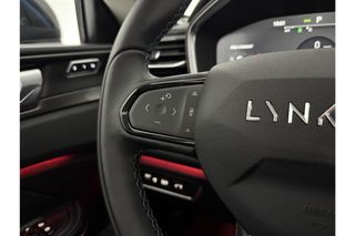 Lynk Co 01 1.5 262PK Hybride Automaat Pano LED Sfeerverl. 20"LMV Clima 360Camera ACC Carplay Memory-seat Virtual Navi