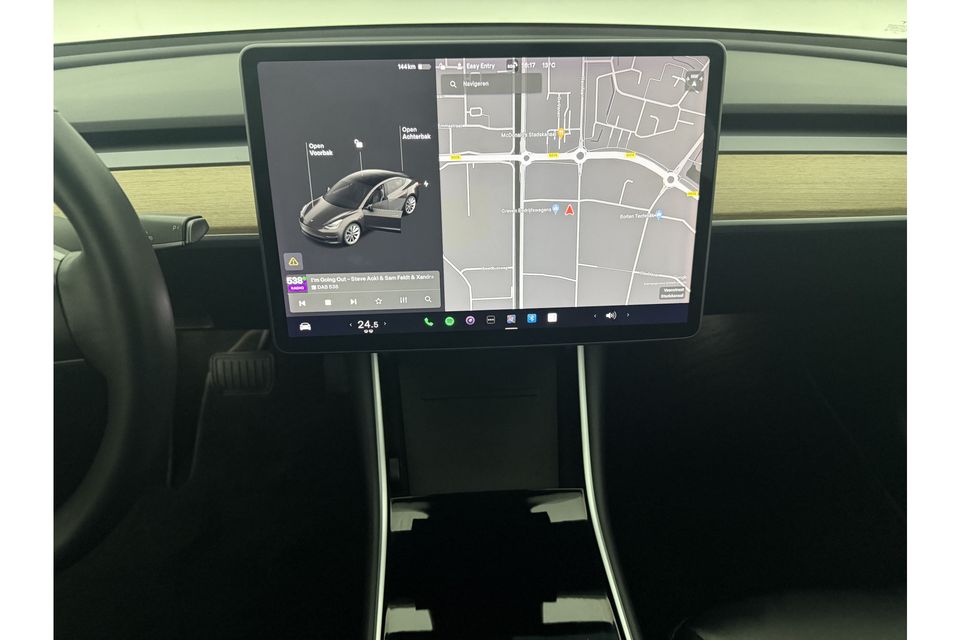 Tesla Model 3 Long Range AWD 75 kWh 351PK Autopilot 360Camera LED Cruise Clima Navi Stoelverwarming Pano-View Memory-Seats PDC 19"LMV