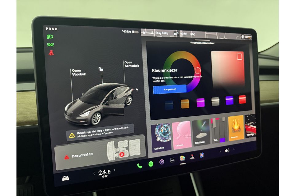 Tesla Model 3 Long Range AWD 75 kWh 351PK Autopilot 360Camera LED Cruise Clima Navi Stoelverwarming Pano-View Memory-Seats PDC 19"LMV