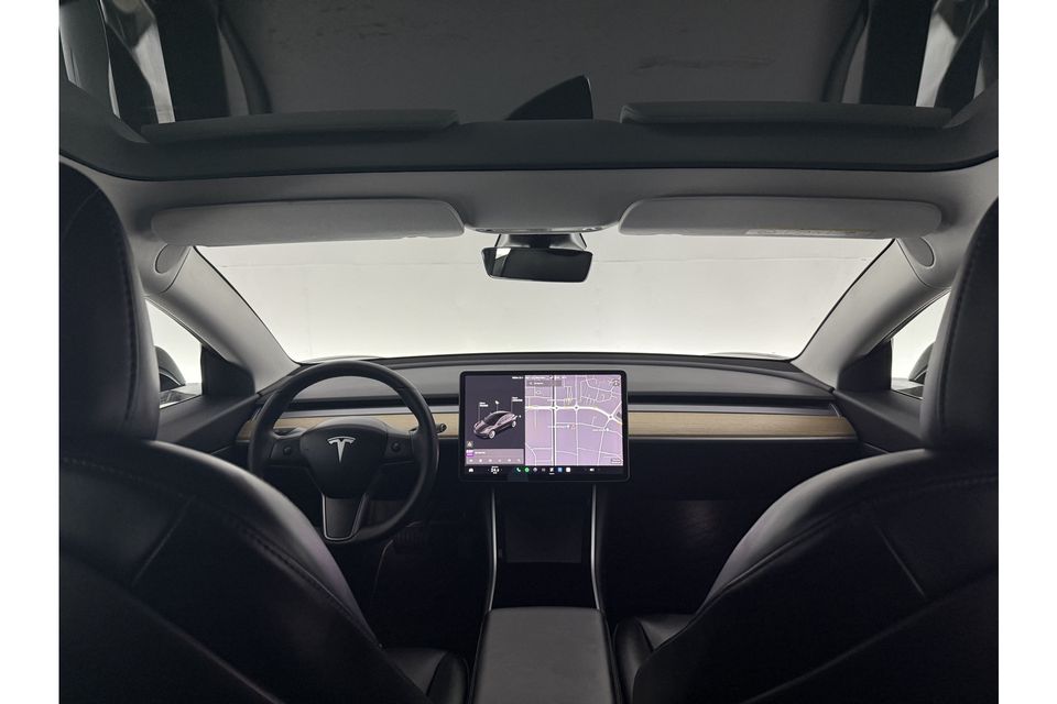 Tesla Model 3 Long Range AWD 75 kWh 351PK Autopilot 360Camera LED Cruise Clima Navi Stoelverwarming Pano-View Memory-Seats PDC 19"LMV