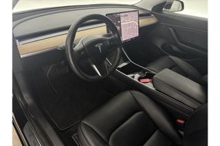 Tesla Model 3 Long Range AWD 75 kWh 351PK Autopilot 360Camera LED Cruise Clima Navi Stoelverwarming Pano-View Memory-Seats PDC 19"LMV