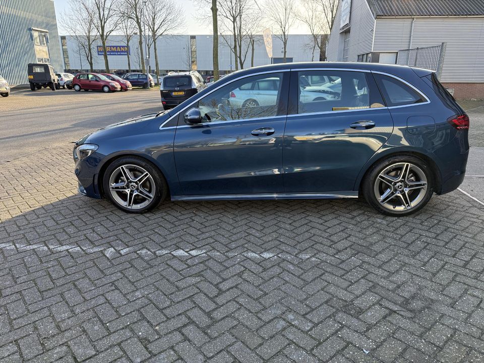 Mercedes-Benz B-Klasse 200 Luxury Line AMG 18 inc l stoel verwarming l Automaat