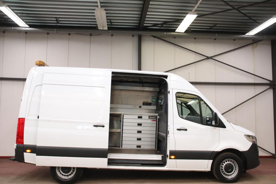 Mercedes-Benz Sprinter 316 CDI L2H2 3500KG TREKHAAK WERKPLAATSINRICHTING