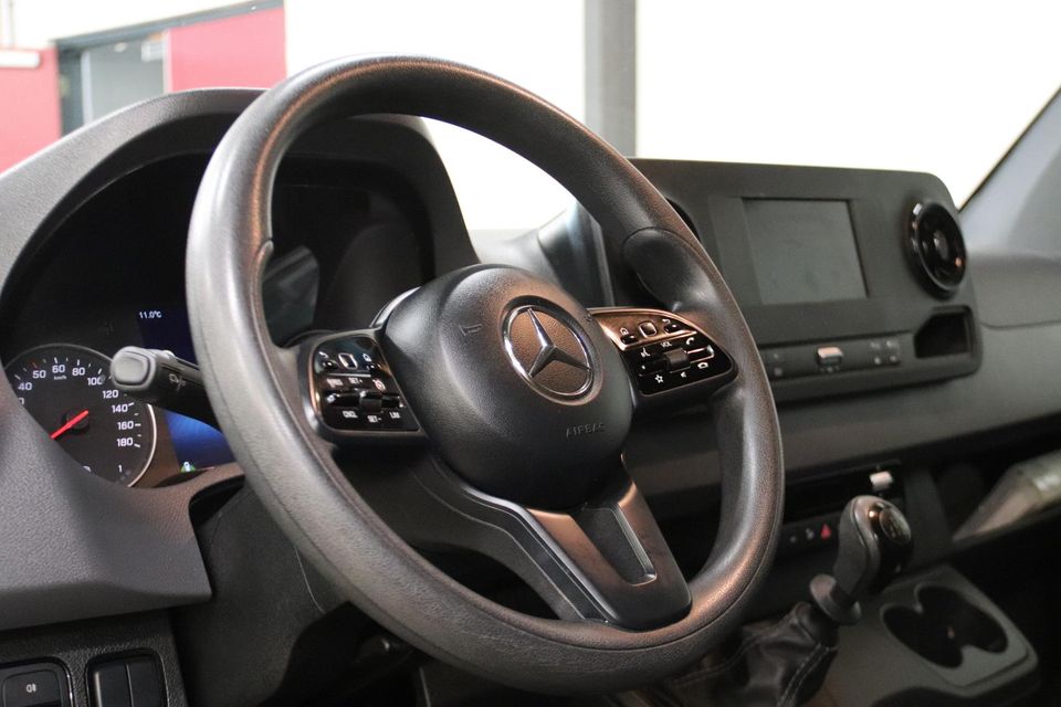 Mercedes-Benz Sprinter 316 2.2 CDI L2H2 MET LAADKLEP LAADLIFT