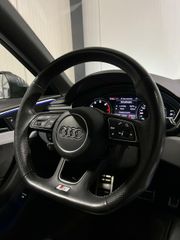 Audi A4 Avant 40 TFSI S-line Clima Navi Trekhaak Sfeer NAP