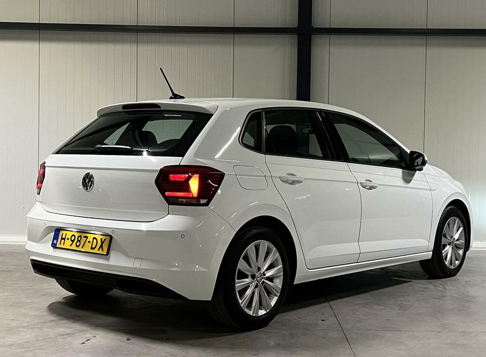 Volkswagen Polo 1.0 TSI Highline Clima Carplay PDC Sfeer NAP