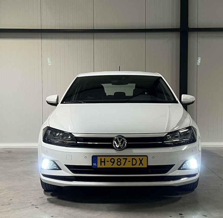 Volkswagen Polo 1.0 TSI Highline Clima Carplay PDC Sfeer NAP