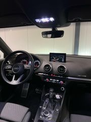 Audi A3 Sportback 35 TFSI 3X S-line Clima Navi PDC Stoelverw