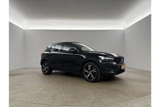 Volvo XC40 1.5 T5 Recharge Inscription Hybride 262PK Camera LED Carplay Trekhaak Pano 19"LMV Navi Virtual Stoel/Stuurverwarming DAB+ PDC