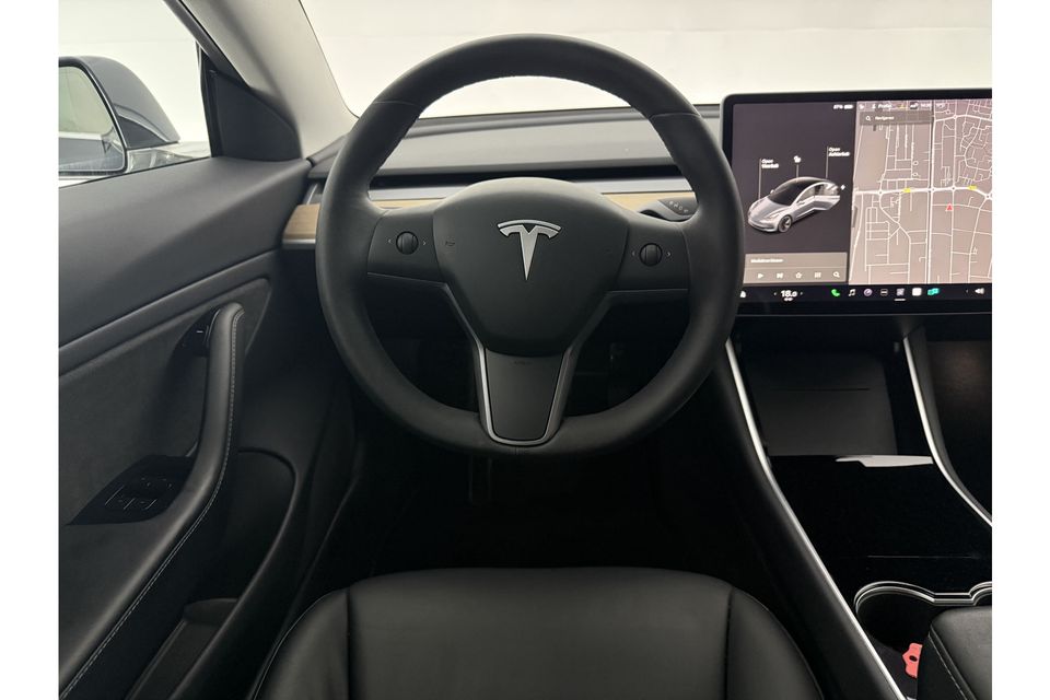 Tesla Model 3 Long Range AWD 75 kWh 351PK Autopilot 360Camera LED Cruise Clima Navi Stoelverwarming Pano View Leder Memory-Seats PDC 19"LMV