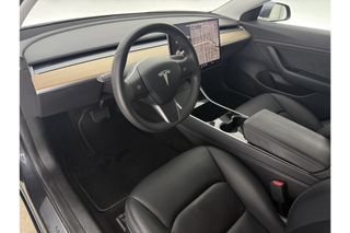 Tesla Model 3 Long Range AWD 75 kWh 351PK Autopilot 360Camera LED Cruise Clima Navi Stoelverwarming Pano View Leder Memory-Seats PDC 19"LMV