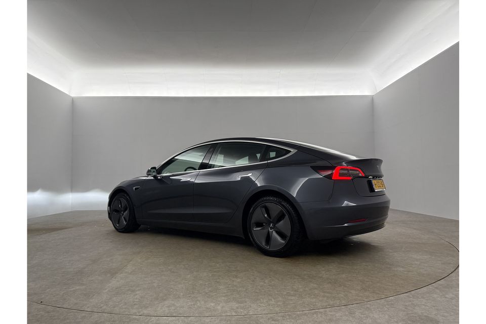 Tesla Model 3 Long Range AWD 75 kWh 351PK Autopilot 360Camera LED Cruise Clima Navi Stoelverwarming Pano View Leder Memory-Seats PDC 19"LMV