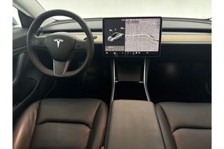 Tesla Model 3 Long Range AWD 75 kWh 351PK Autopilot 360Camera LED Cruise Clima Navi Stoelverwarming Pano View Leder Memory-Seats PDC 19"LMV