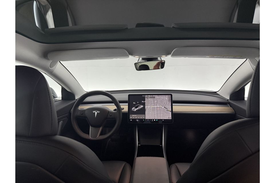 Tesla Model 3 Long Range AWD 75 kWh 351PK Autopilot 360Camera LED Cruise Clima Navi Stoelverwarming Pano View Leder Memory-Seats PDC 19"LMV