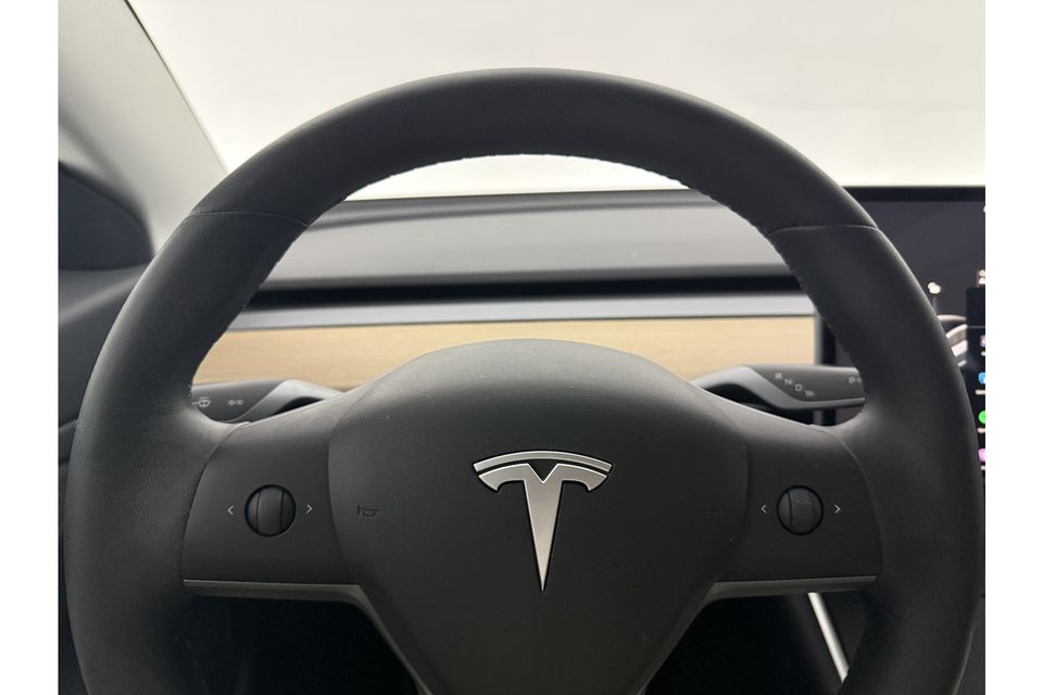 Tesla Model 3 Long Range AWD 75 kWh 351PK Autopilot 360Camera LED Cruise Clima Navi Stoelverwarming Pano View Leder Memory-Seats PDC 19"LMV