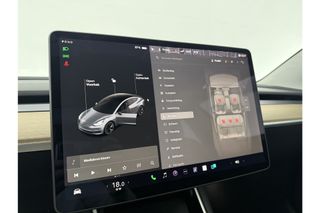 Tesla Model 3 Long Range AWD 75 kWh 351PK Autopilot 360Camera LED Cruise Clima Navi Stoelverwarming Pano View Leder Memory-Seats PDC 19"LMV