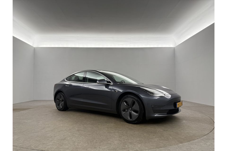 Tesla Model 3 Long Range AWD 75 kWh 351PK Autopilot 360Camera LED Cruise Clima Navi Stoelverwarming Pano View Leder Memory-Seats PDC 19"LMV