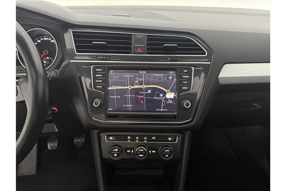 Volkswagen Tiguan 1.4 TSI Adaptive Cruise Pano Camera Carplay Clima LED Navi DAB+ 17"LMV Parkeersensoren