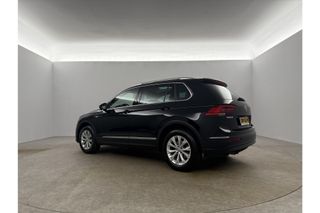 Volkswagen Tiguan 1.4 TSI Adaptive Cruise Pano Camera Carplay Clima LED Navi DAB+ 17"LMV Parkeersensoren