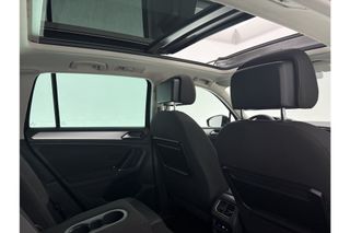 Volkswagen Tiguan 1.4 TSI Adaptive Cruise Pano Camera Carplay Clima LED Navi DAB+ 17"LMV Parkeersensoren