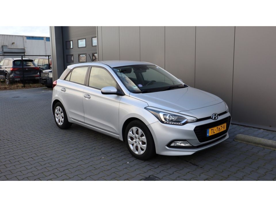 Hyundai i20 1.0 T-GDI Comfort | Camera | Nieuw type | Clima | Led