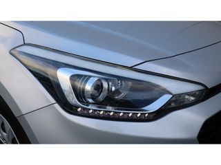 Hyundai i20 1.0 T-GDI Comfort | Camera | Nieuw type | Clima | Led