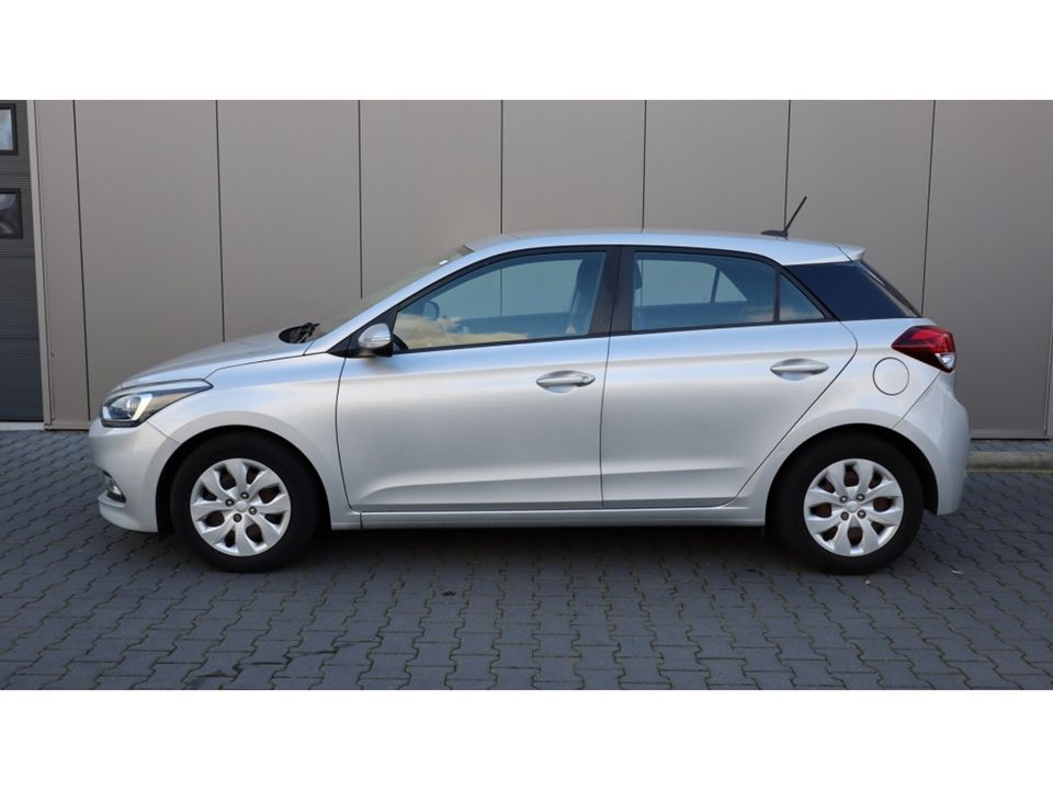 Hyundai i20 1.0 T-GDI Comfort | Camera | Nieuw type | Clima | Led