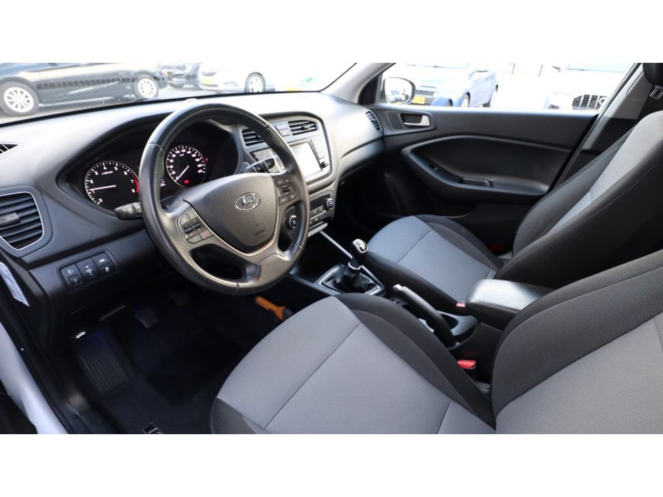 Hyundai i20 1.0 T-GDI Comfort | Camera | Nieuw type | Clima | Led