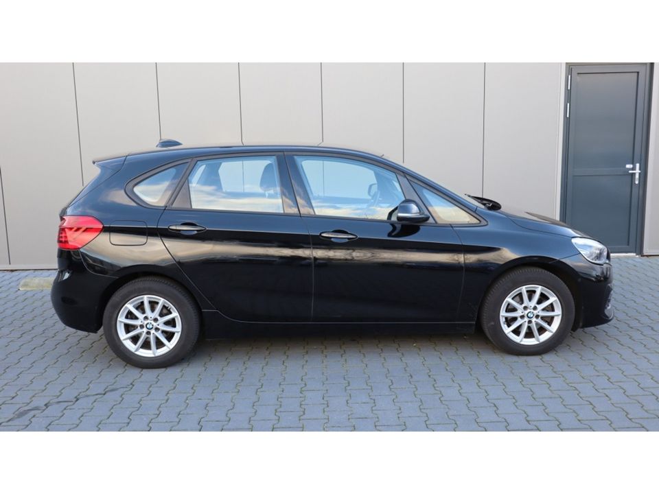 BMW 2 Serie Active Tourer 218i Corp. Lease Ex. | Led | Media | Trekhaak | PDC