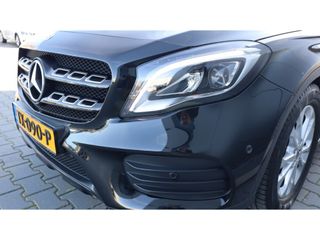 Mercedes-Benz GLA 180 Bus. Sol. AMG | Camera | Led | Media | Key less | Clima