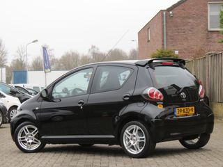 Toyota Aygo 1.0-12V 5-DRS Comfort | AIRCO | DAKSPOILER | 15 INCH LICHTMETALEN VELGEN |